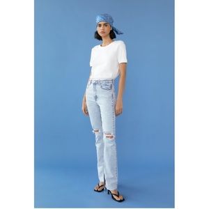 ZARA Z1975 FLARED RIPPED SLIM FIT JEANS
Faded blue 0/6164/073/428/40